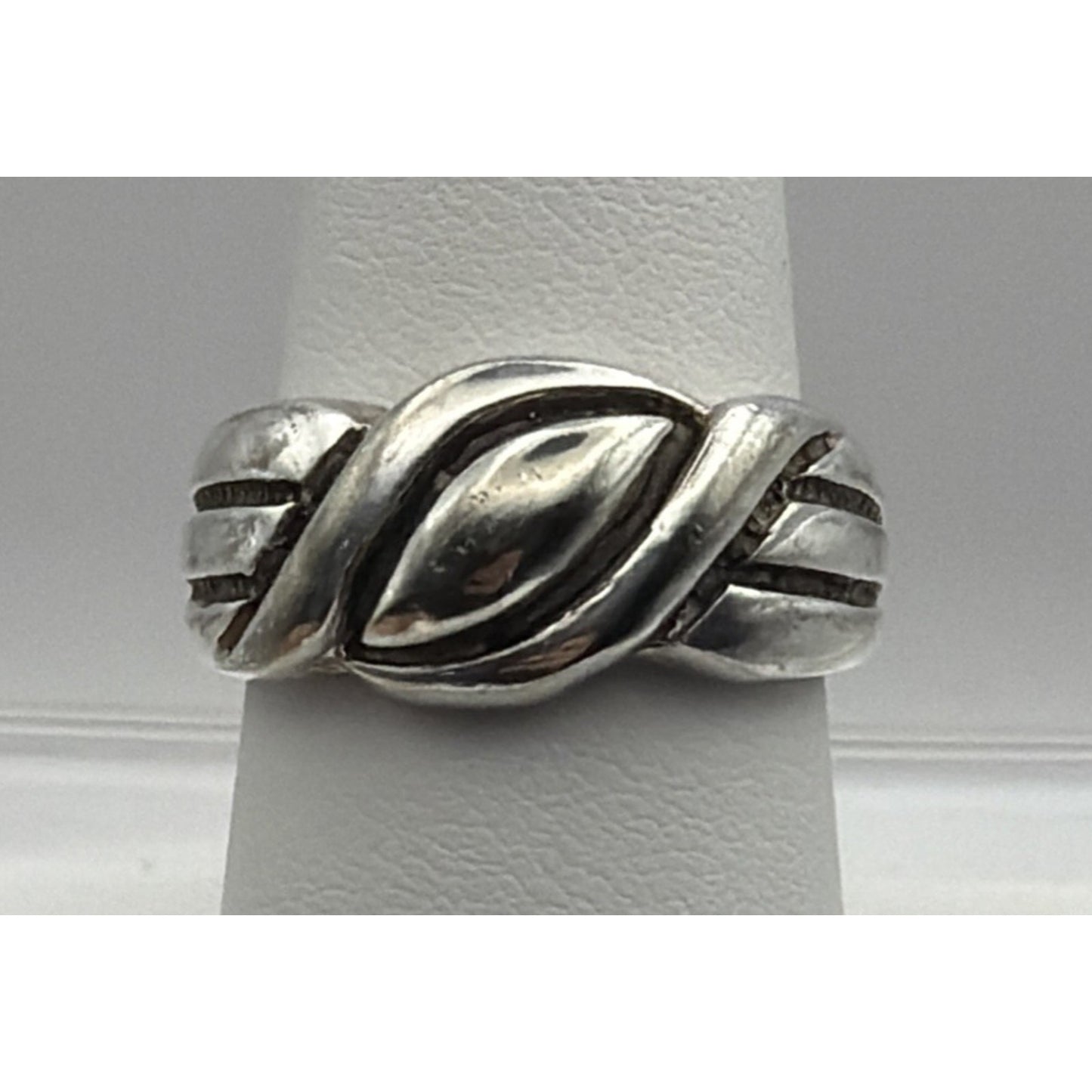 Vintage Sterling Silver Fluted Crossover Knot Ring Sz 8