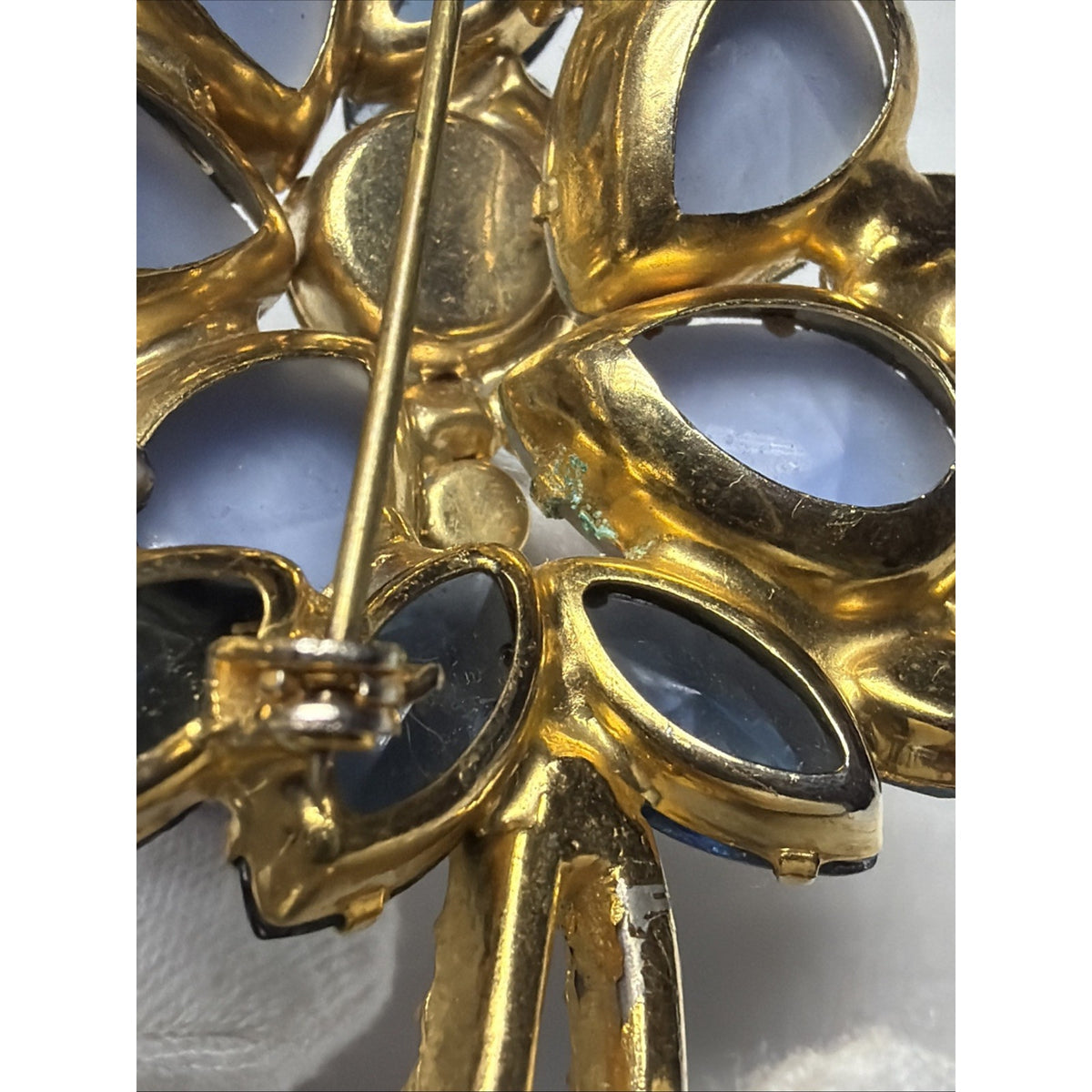 Vintage Juliana DeLizza Elster Gold Fluss Blue Floral Rhinestone Brooch As Is
