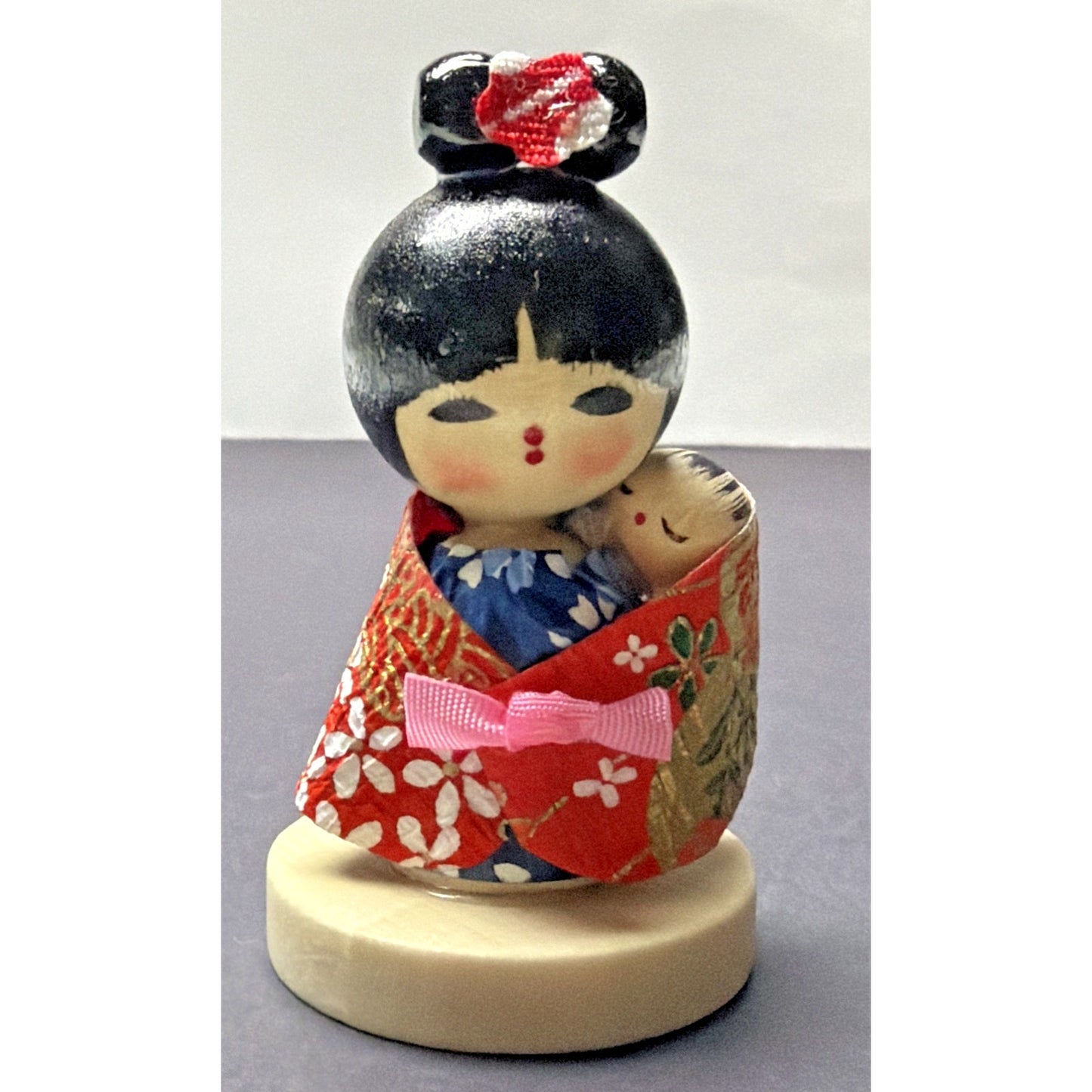 Vintage Japanese Kokeshi Doll Mom Baby Child Hand Painted Wood Base Plastic Box