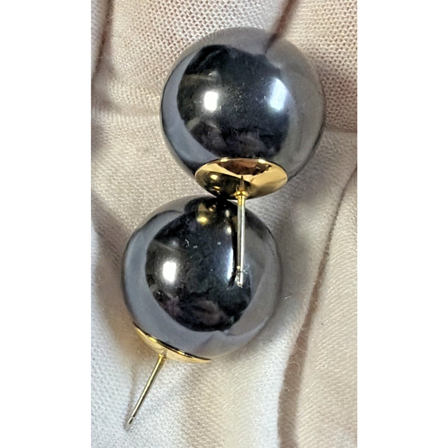 Vintage Monet Gray Large Ball Sphere Black Faux Pearl Stud Earrings Gold Tone