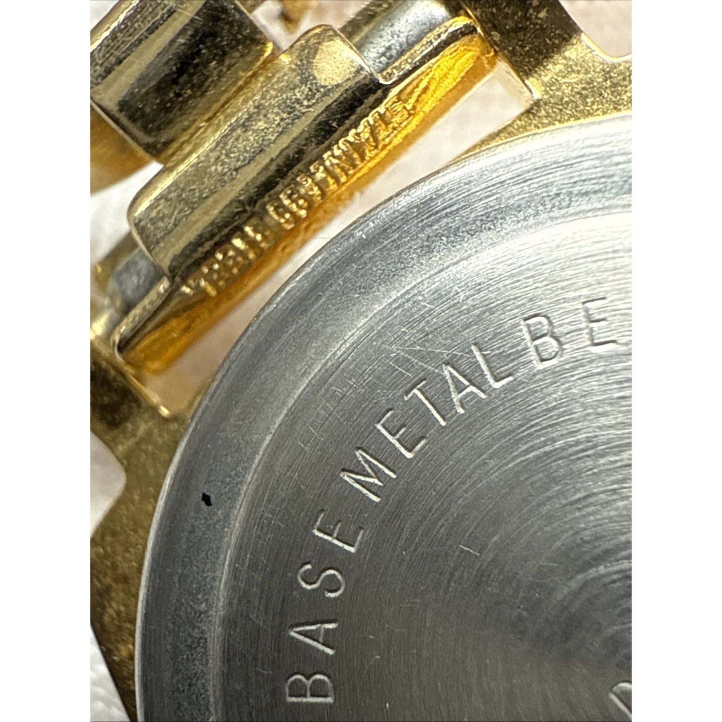 Vintage Timex Analog Quartz Watch Stainless Steel Gold Tone Ring Band As Is