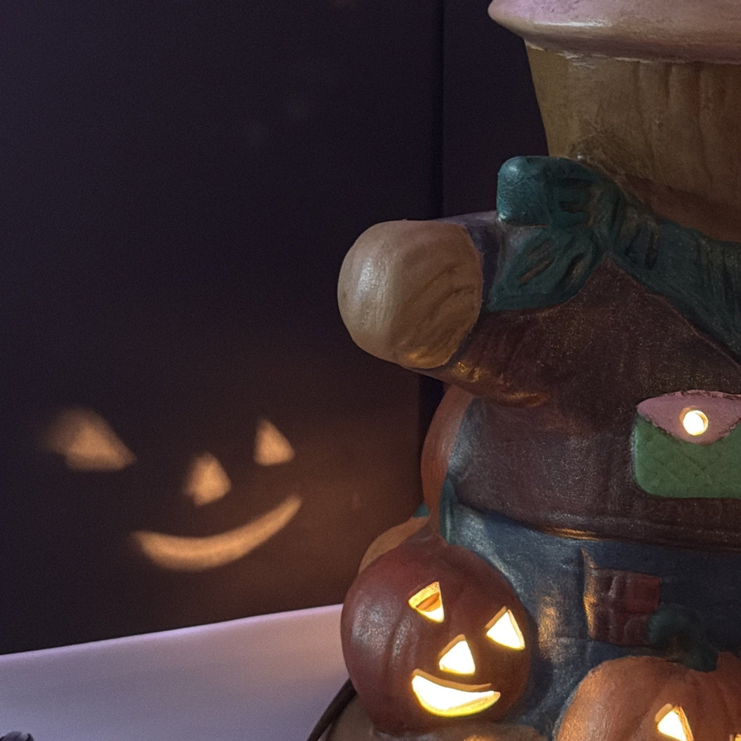 Vintage Ceramic Scarecrow Lamp Hand Painted Pumpkin Jack O Lantern Reflection