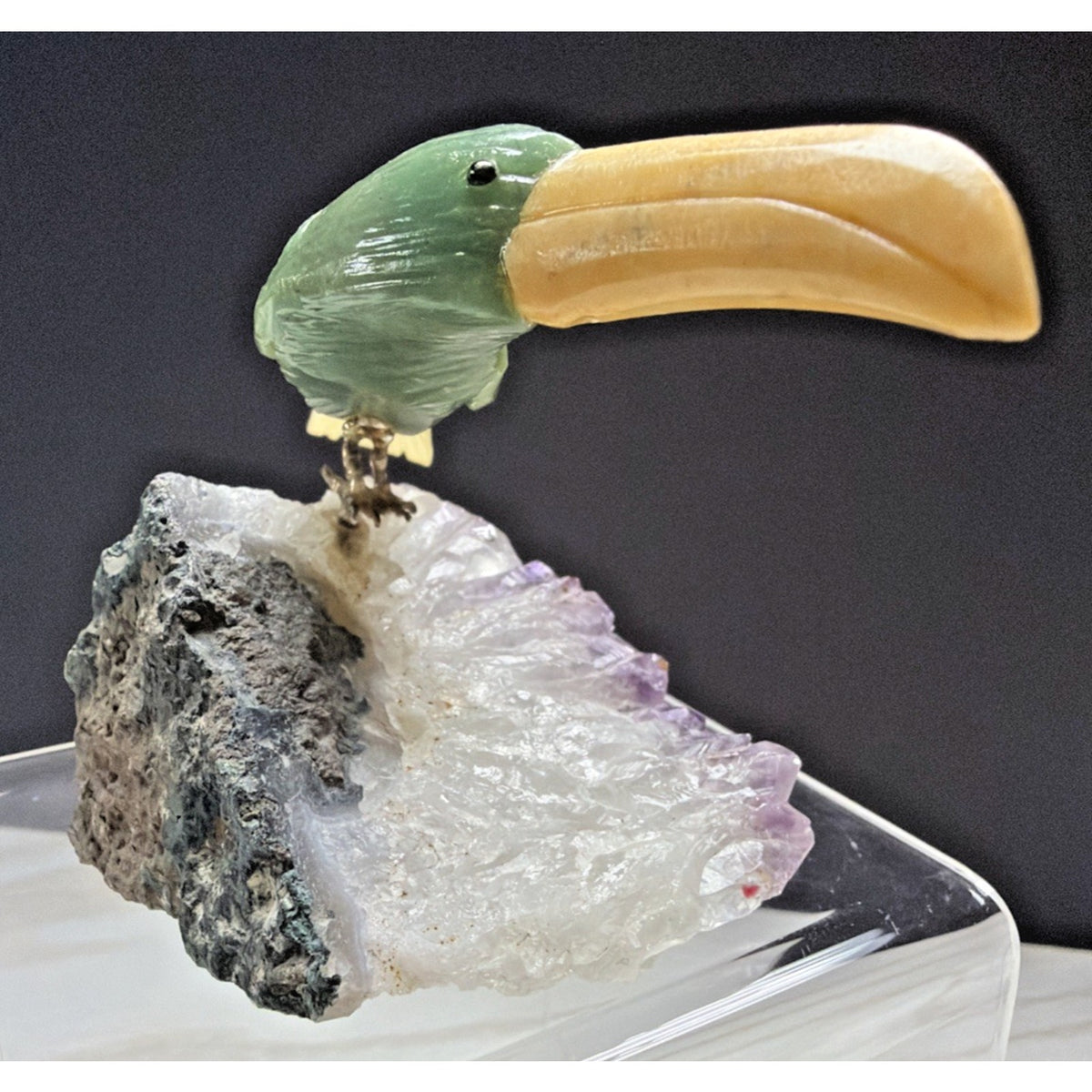 Vintage Brazilian Green Stone Toucan Bird Sculpture Amethyst Crystal Base As Is