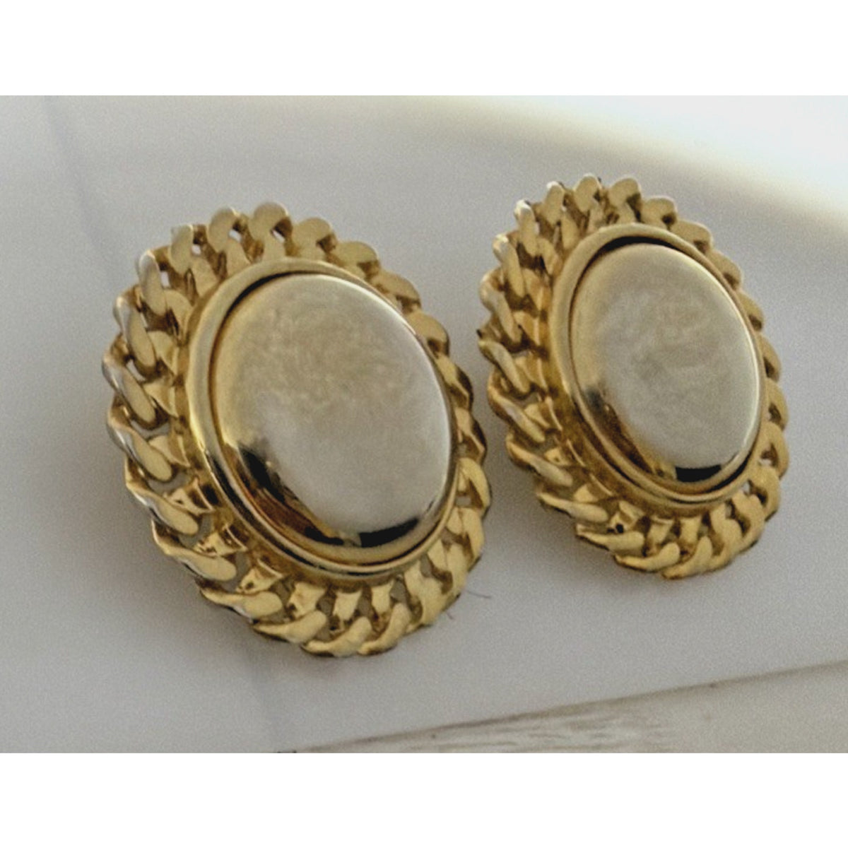 Vintage Button Dome Earrings Gold Tone Round Curb Chain Braided Border Clip On
