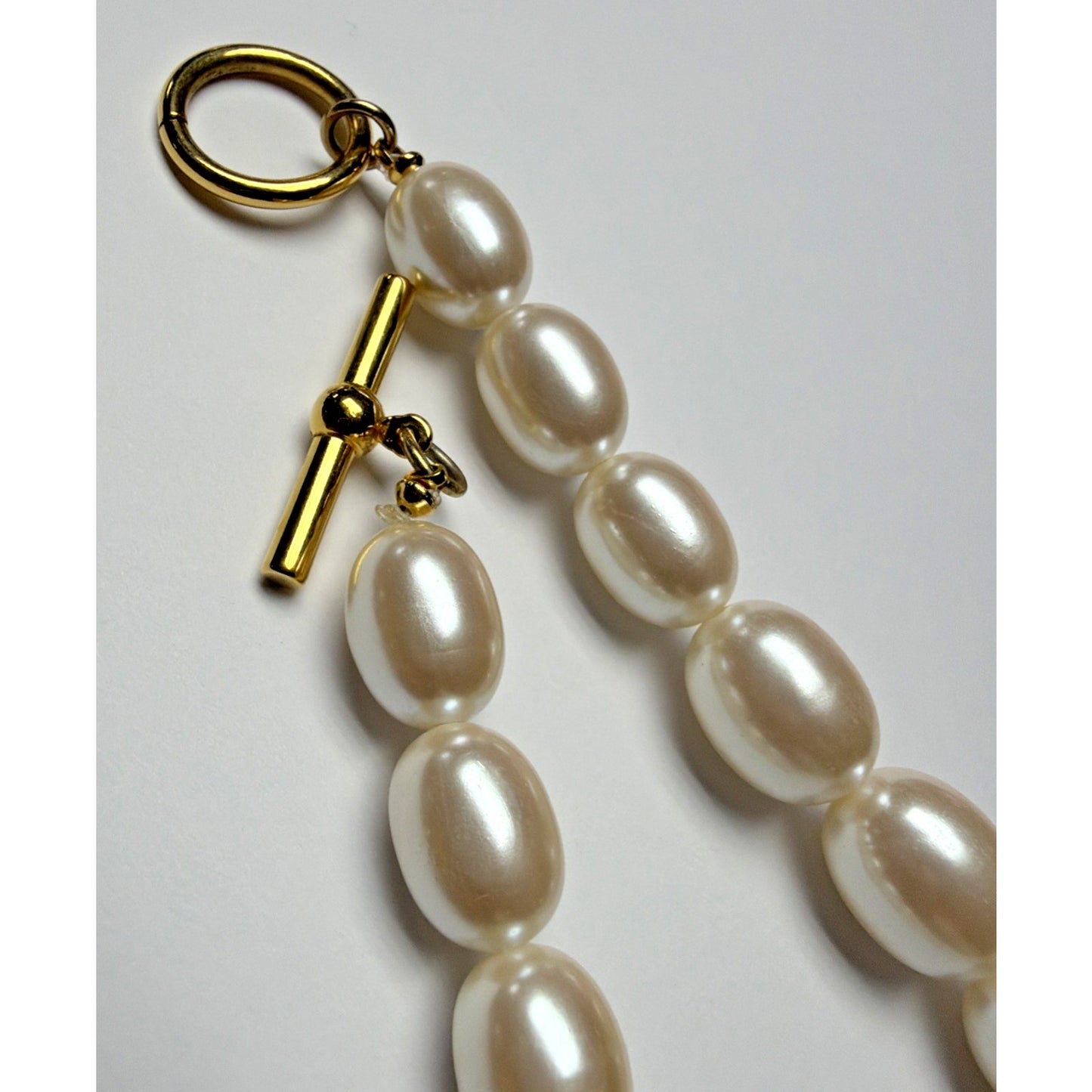 Vintage Large Chunky Faux Pearl Necklace Choker Toggle