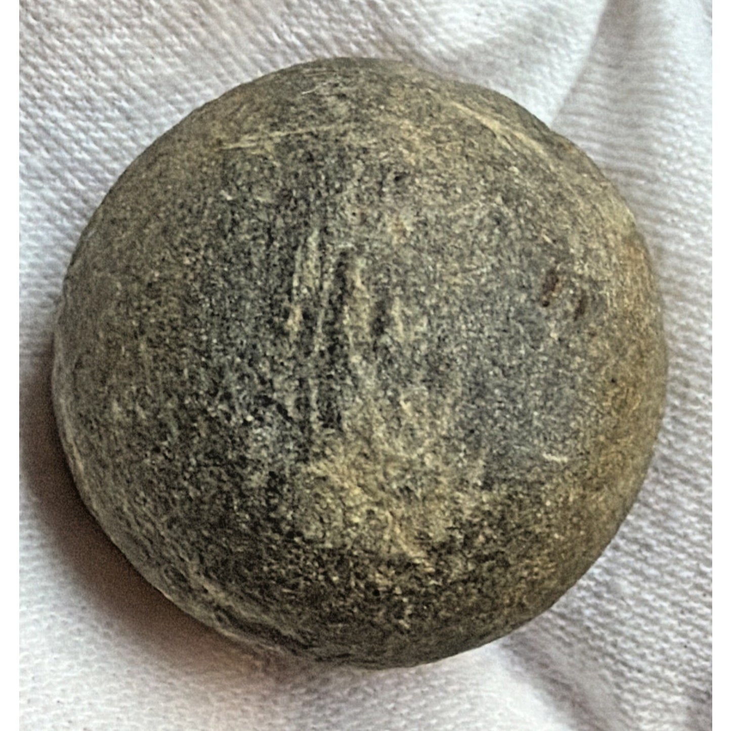 Old Lot of 2 Native American Mano Grinding Tools Stone Round Marbles IA