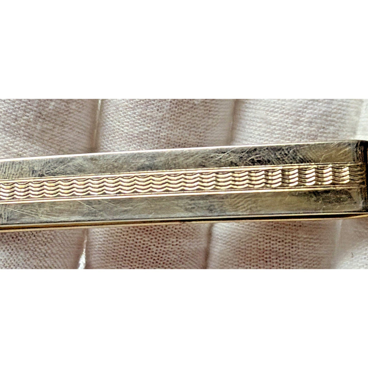 Vintage Large Gold Tone Tie Clip Center Pattern Textured As Is
