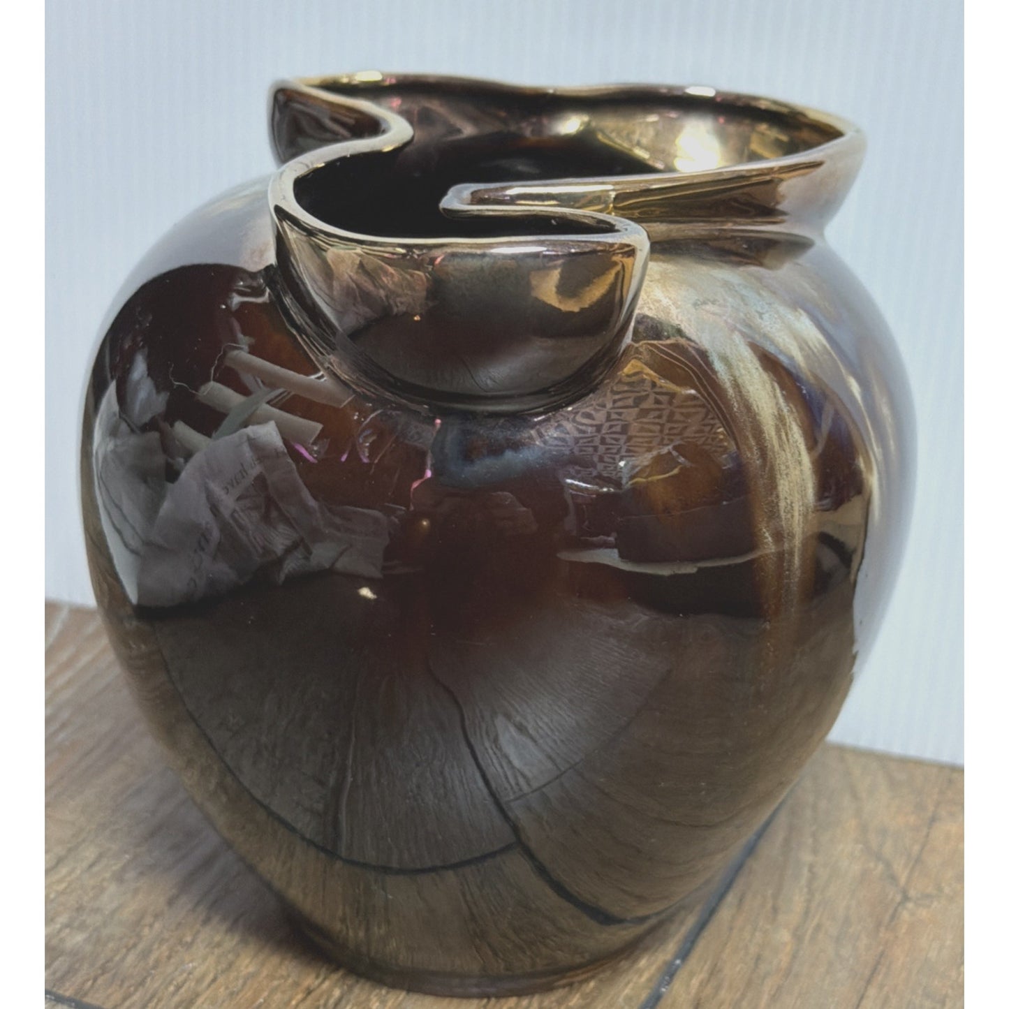 MCM Carstens Tonnieshof Freeform Art Pottery Vase Brown Iridescent Glaze