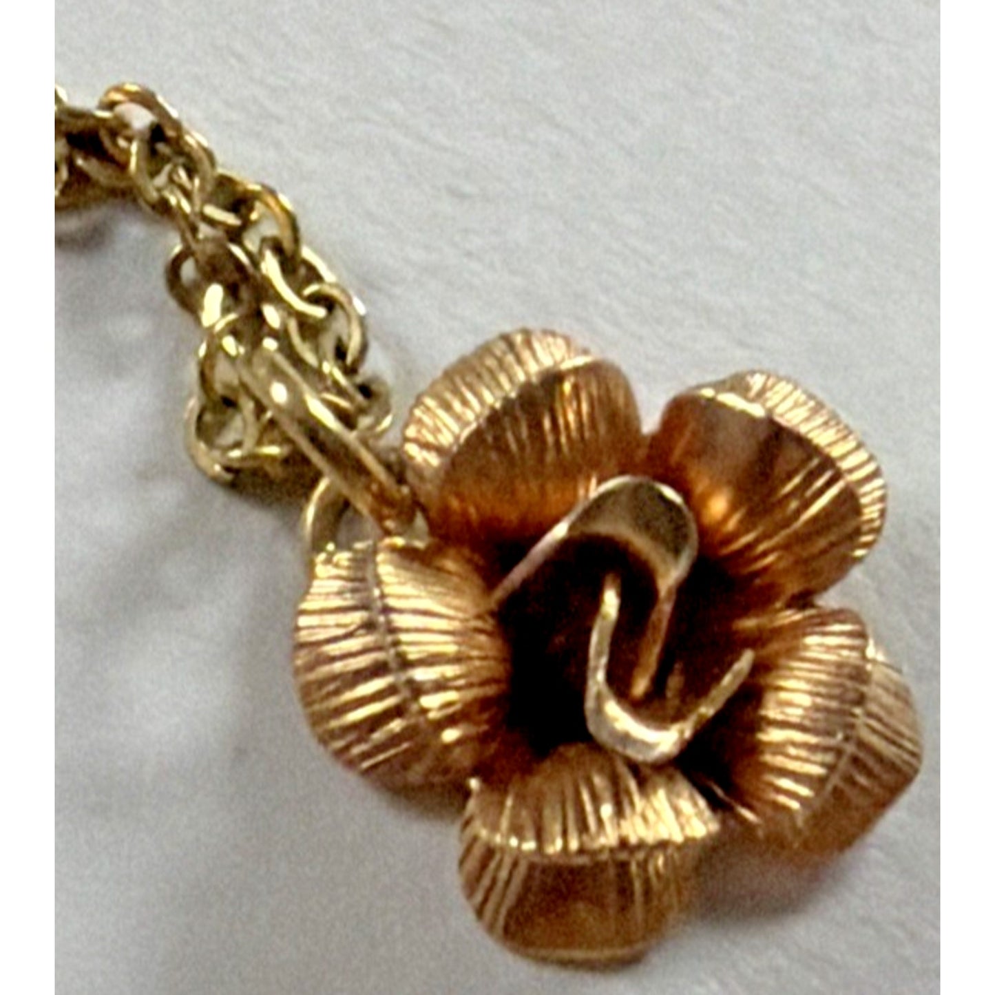 Vintage Krementz Rose Yellow Gold Overlay Rose Rosebud Pendant Necklace