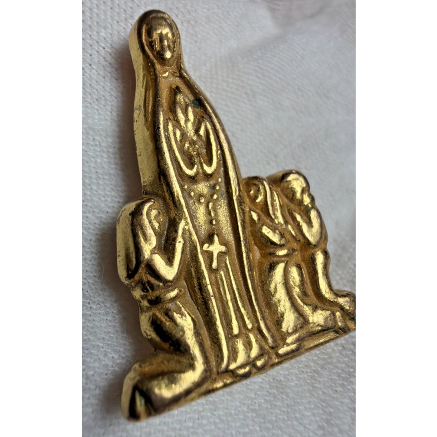 Vintage Catholic Pocket Shrine Our Lady of Fatima Blessed Gold Tone Metal