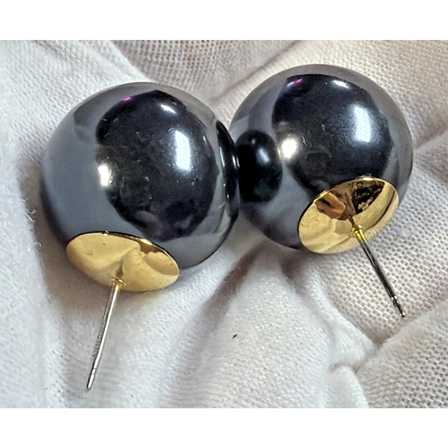 Vintage Monet Gray Large Ball Sphere Black Faux Pearl Stud Earrings Gold Tone