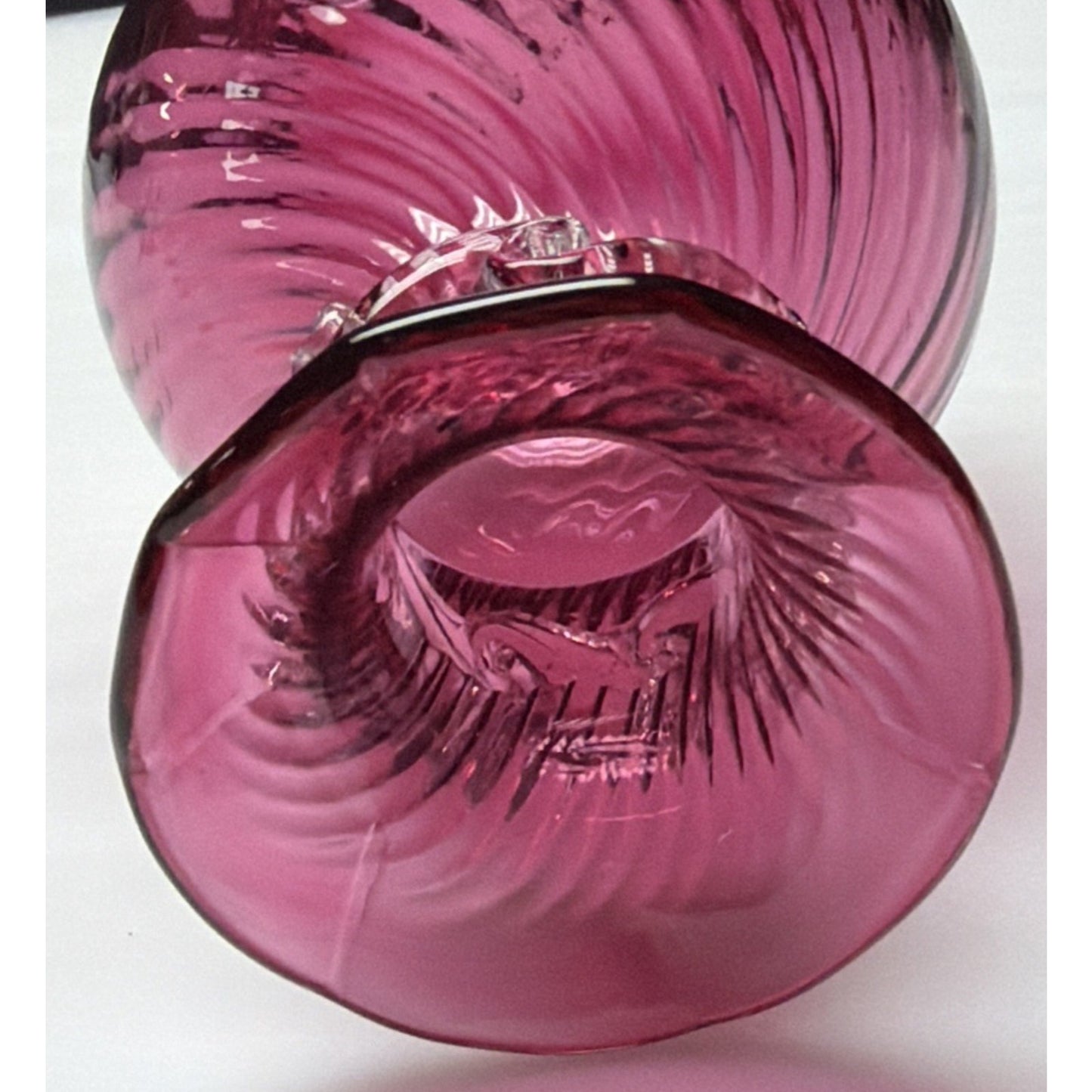 Vintage Pilgrim Art Glass Cranberry Optic Swirl Vase Ruffle Top Clear Filigree