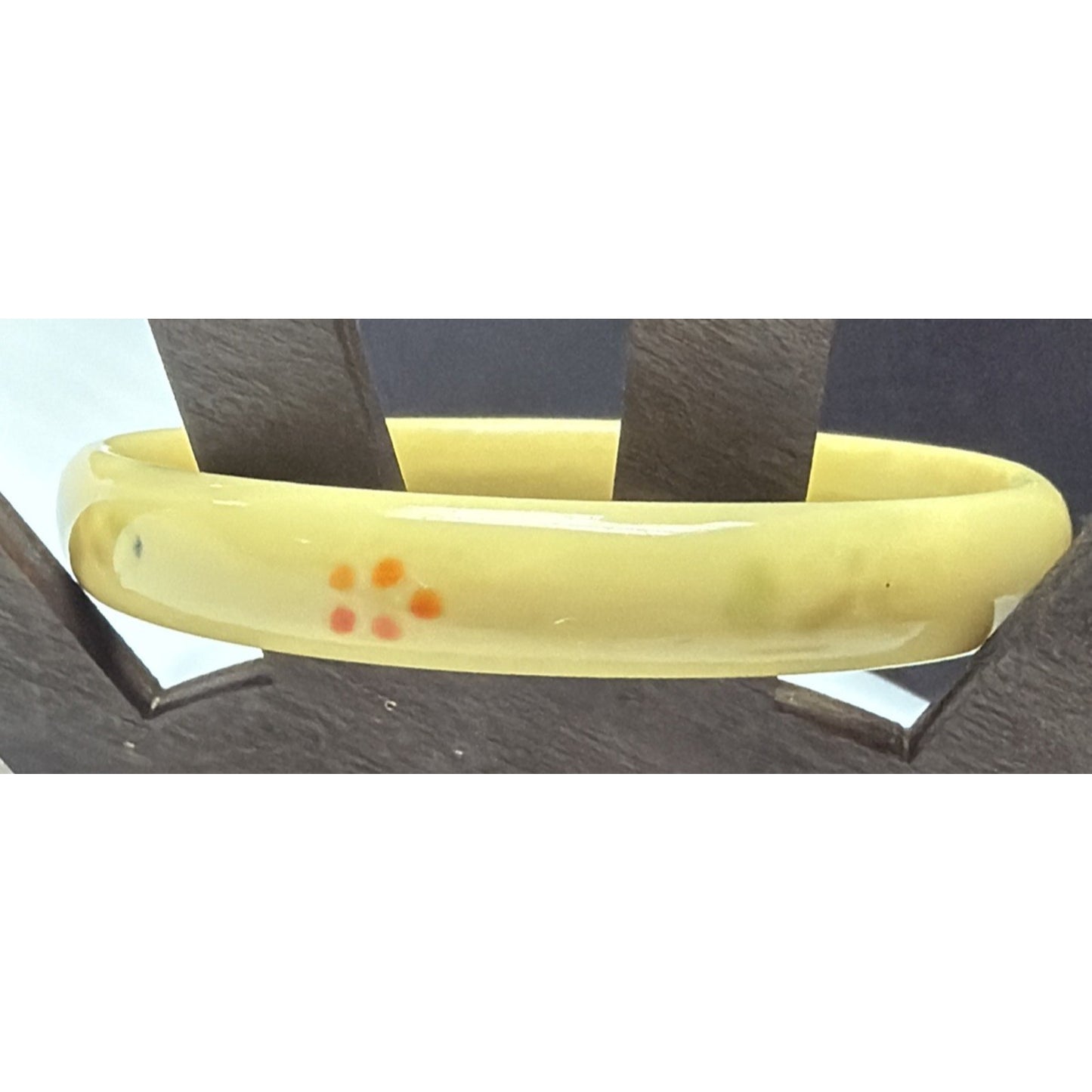 Vintage Bakelite Cream Ivory Painted Bangle Bracelet