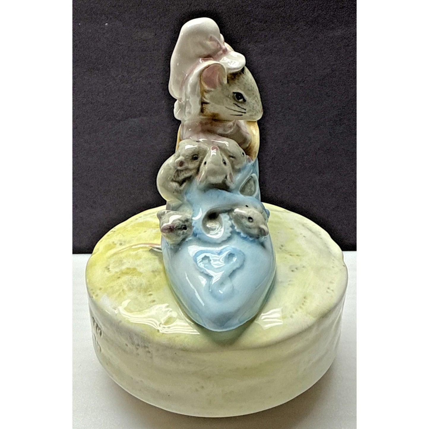 Beatrix Potter Old Woman Who Live in a Shoe Porcelain Schmid Rotating Music Box