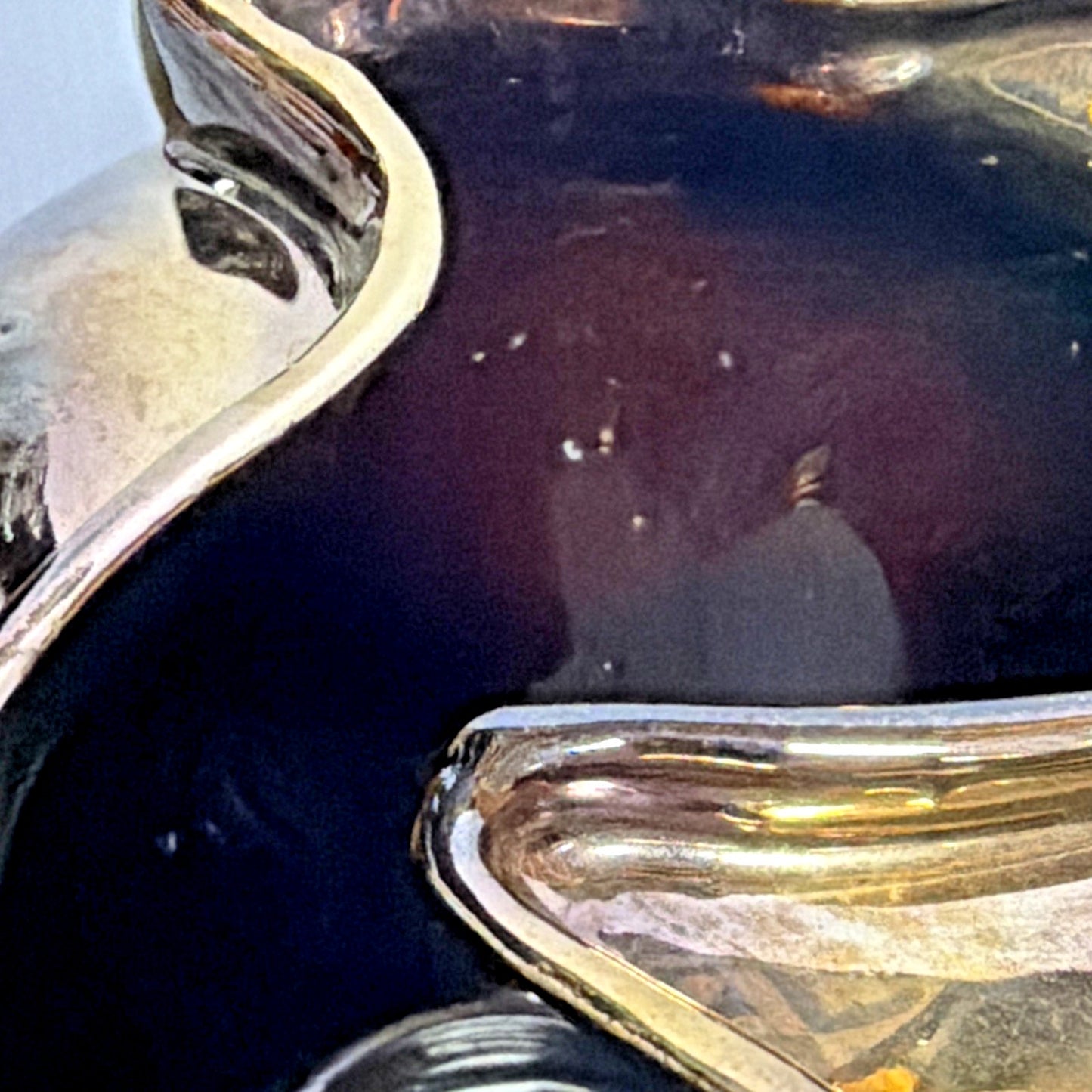 MCM Carstens Tonnieshof Freeform Art Pottery Vase Brown Iridescent Glaze