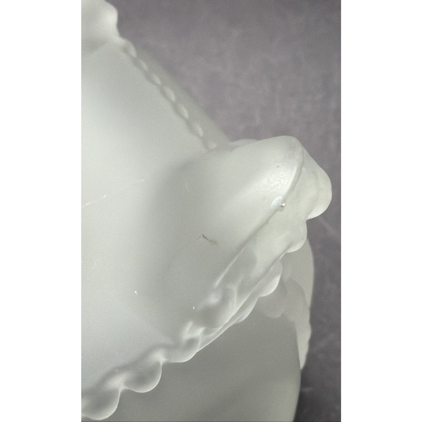 Vtg Westmoreland Frosted Satin Glass Beaded Rim Trinket Vanity Box Hand Painted