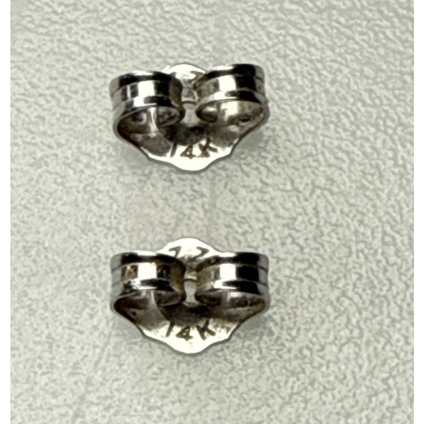 Vintage ZZ 14k White Gold Blue Turquoise Stud Earrings