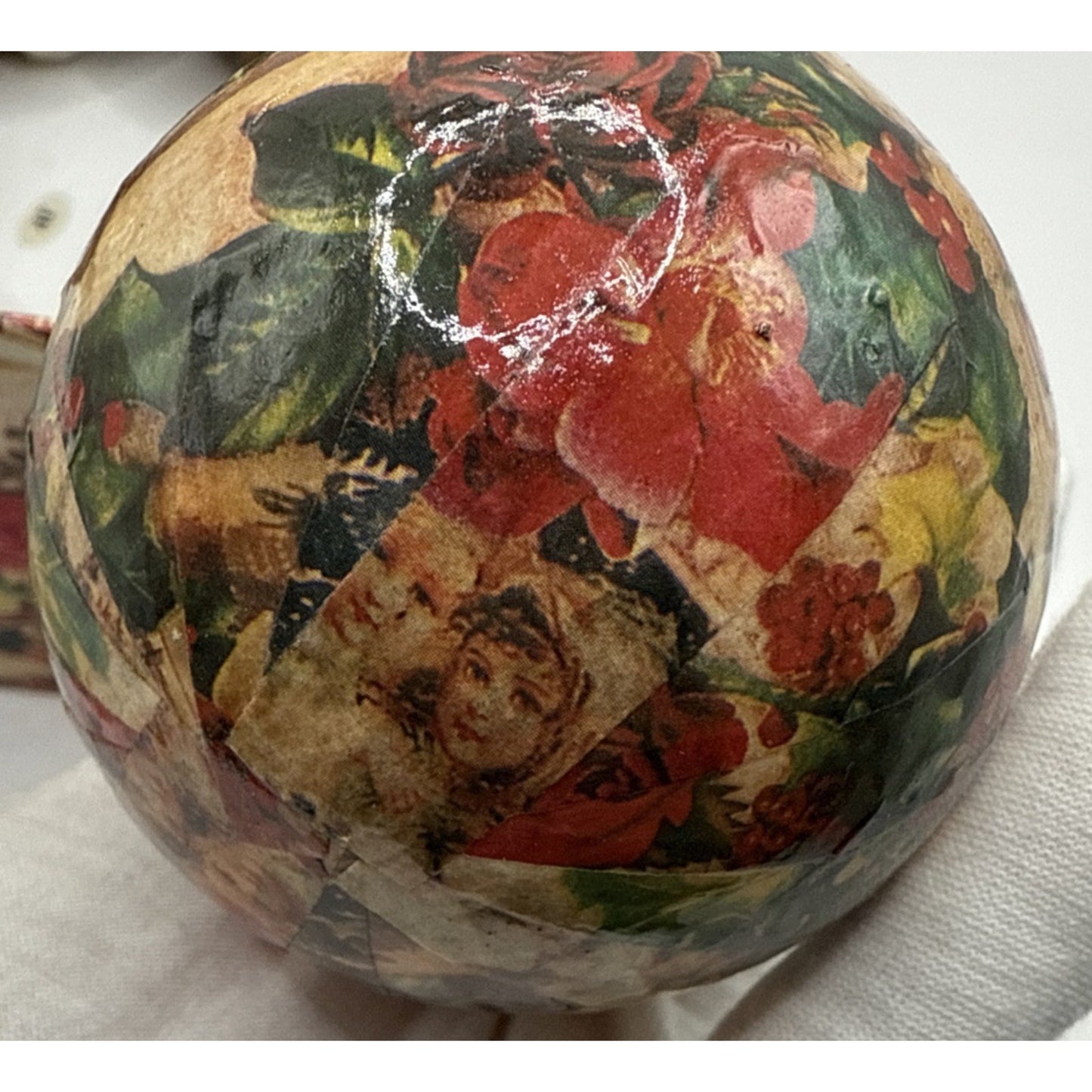 Vintage Set of 6 Christmas Decoupage Paper Mache Victorian Ornaments Box Ribbon