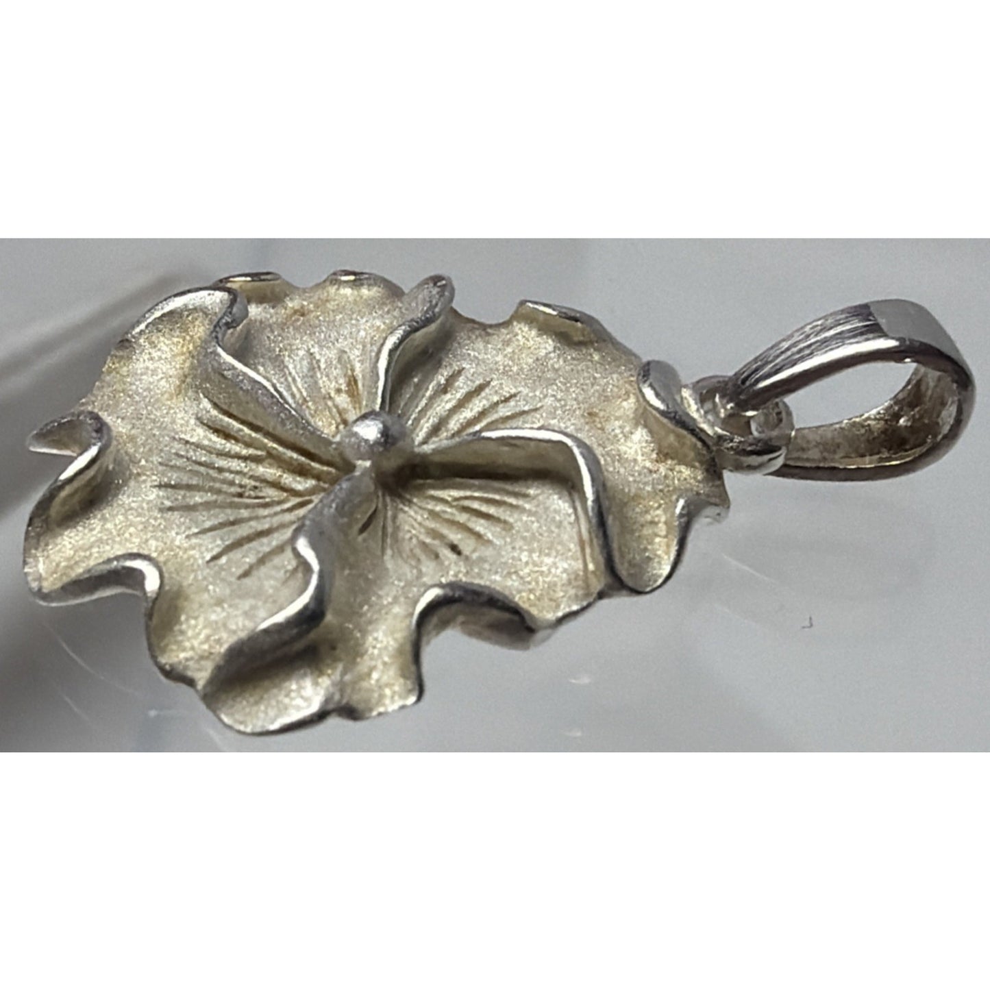 Vintage Sterling Silver Organic Hibiscus Flower Blossom Pendant Charm