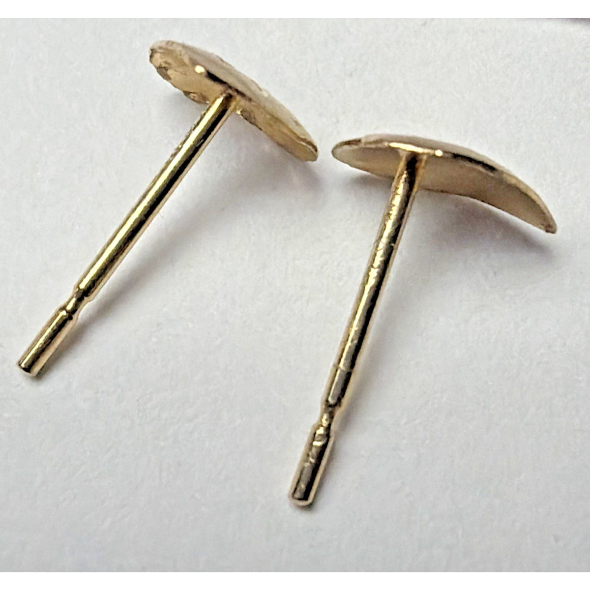 Vintage JCM Jacmel 14k Yellow Gold Diamond Cut Heart Stud Earrings No Backs