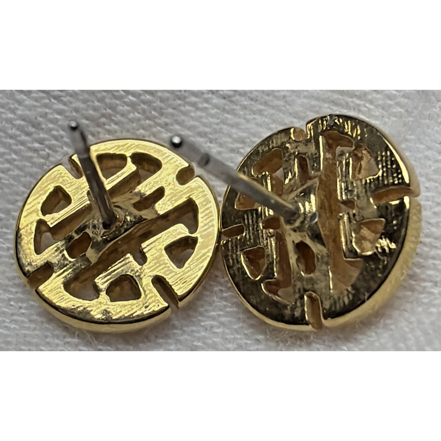 Vtg Crown Trifari Gold Plated Asian Inspired Round Earrings Longevity Post Stud
