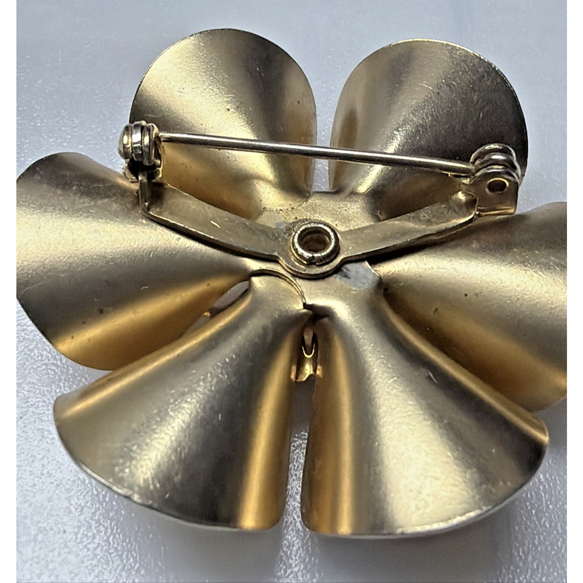 Vintage Gold Tone Blue Rhinestone Flower Blossom Brooch Ornate