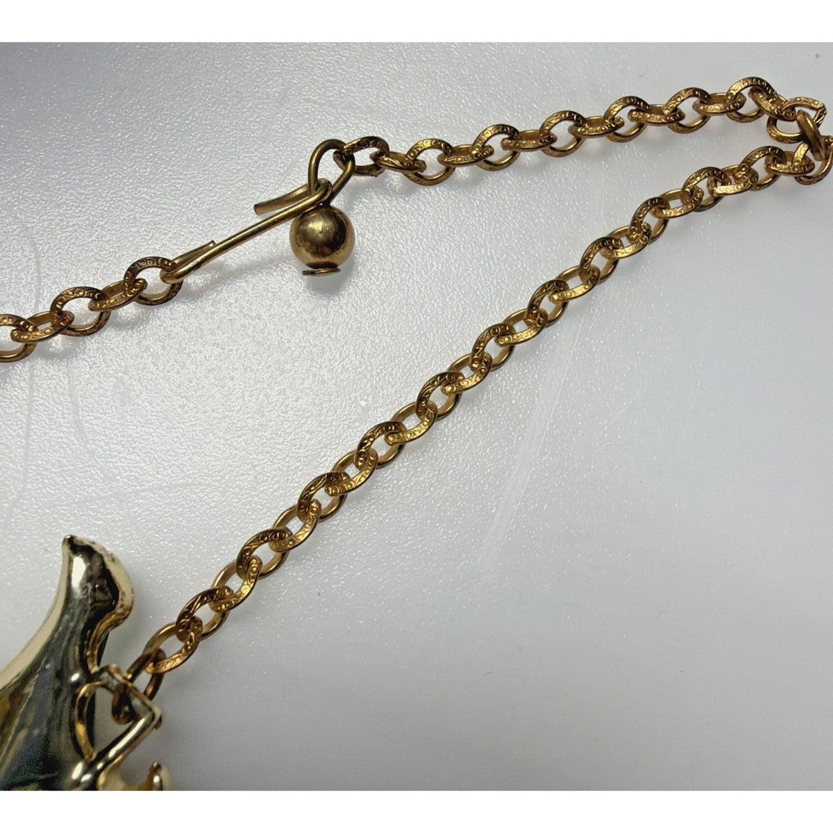 MCM Thermoset Necklace Green Gold Ornate Necklace Adjustable Chain Choker