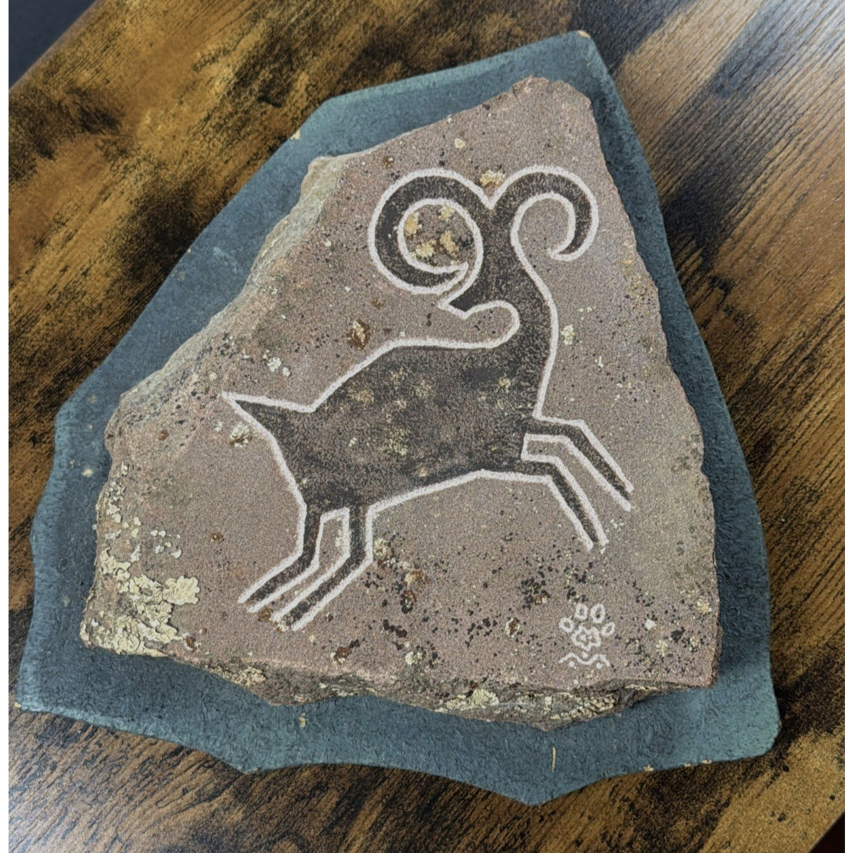 Vtg Pete Cattermole Studio Bighorn Sheep Ram Petroglyph Stone Handmade Plaque