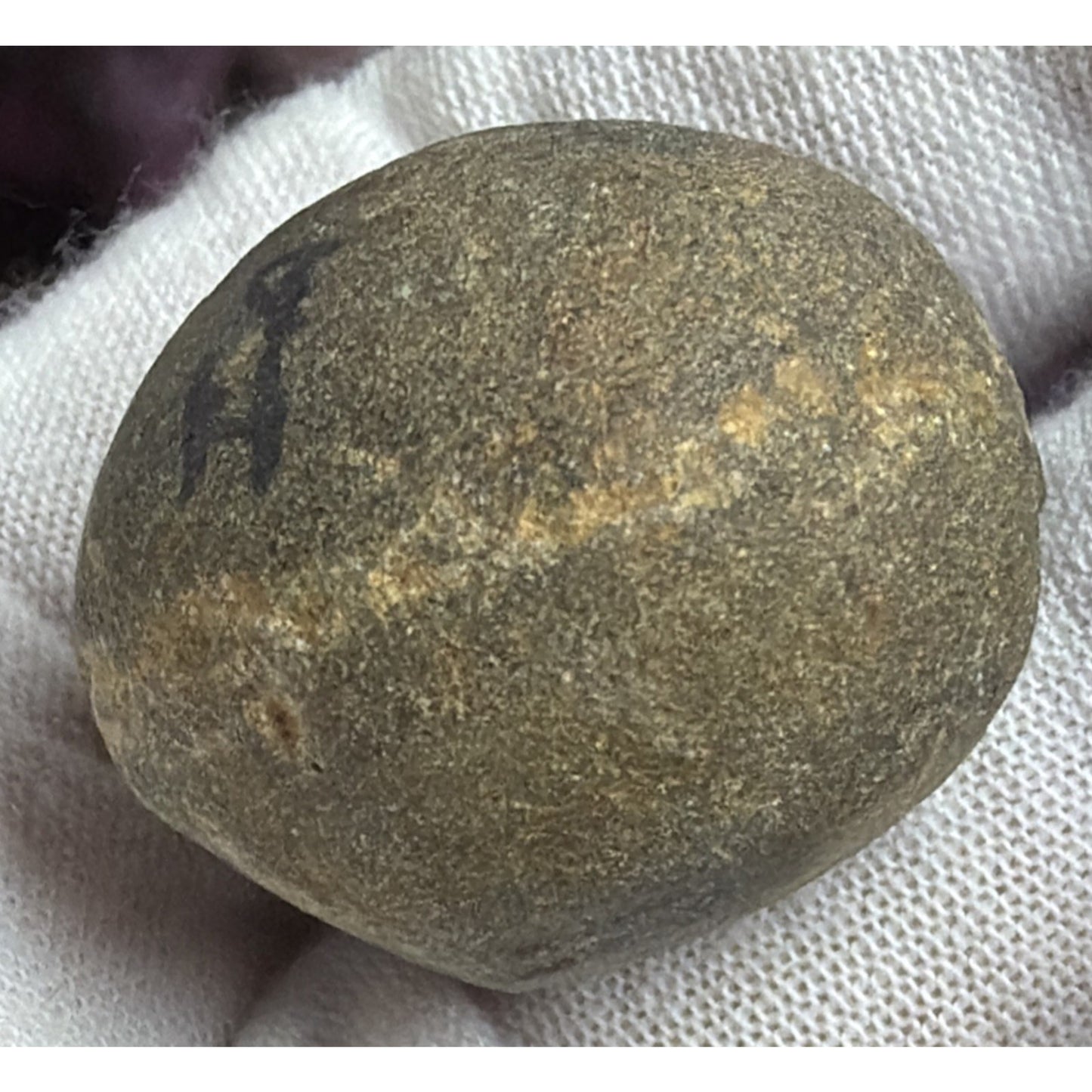 Old Lot of 2 Native American Mano Grinding Tools Stone Round Marbles IA