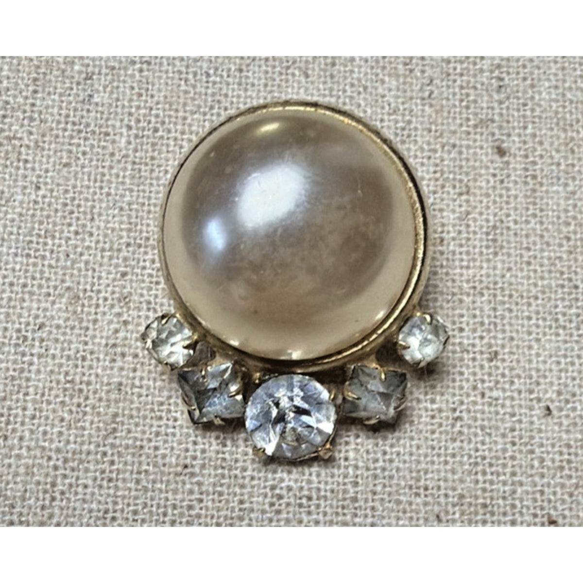 Vtg Coro Faux Pearl Button Cabochon Pin Clear Rhinestone Waterfall Pin Brooch