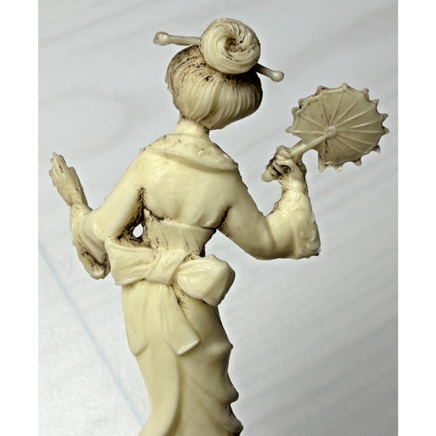 Vintage Depositato Fontanini Chinoiserie Asian Inspired Geisha Girl Fan Figurine