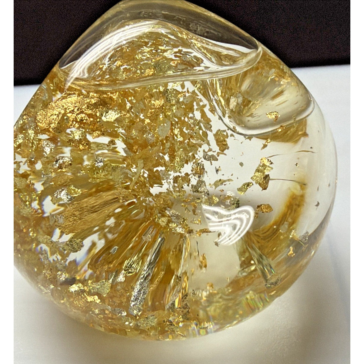 Vintage 23k Gold Golden Flow Studio Hand Blown Glass Paperweight Snow Globe
