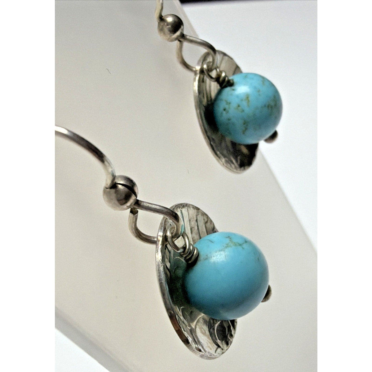Margaret Lindquist ZAX 925 Sterling Dangle Stamped Disc Earrings Turquoise Beads