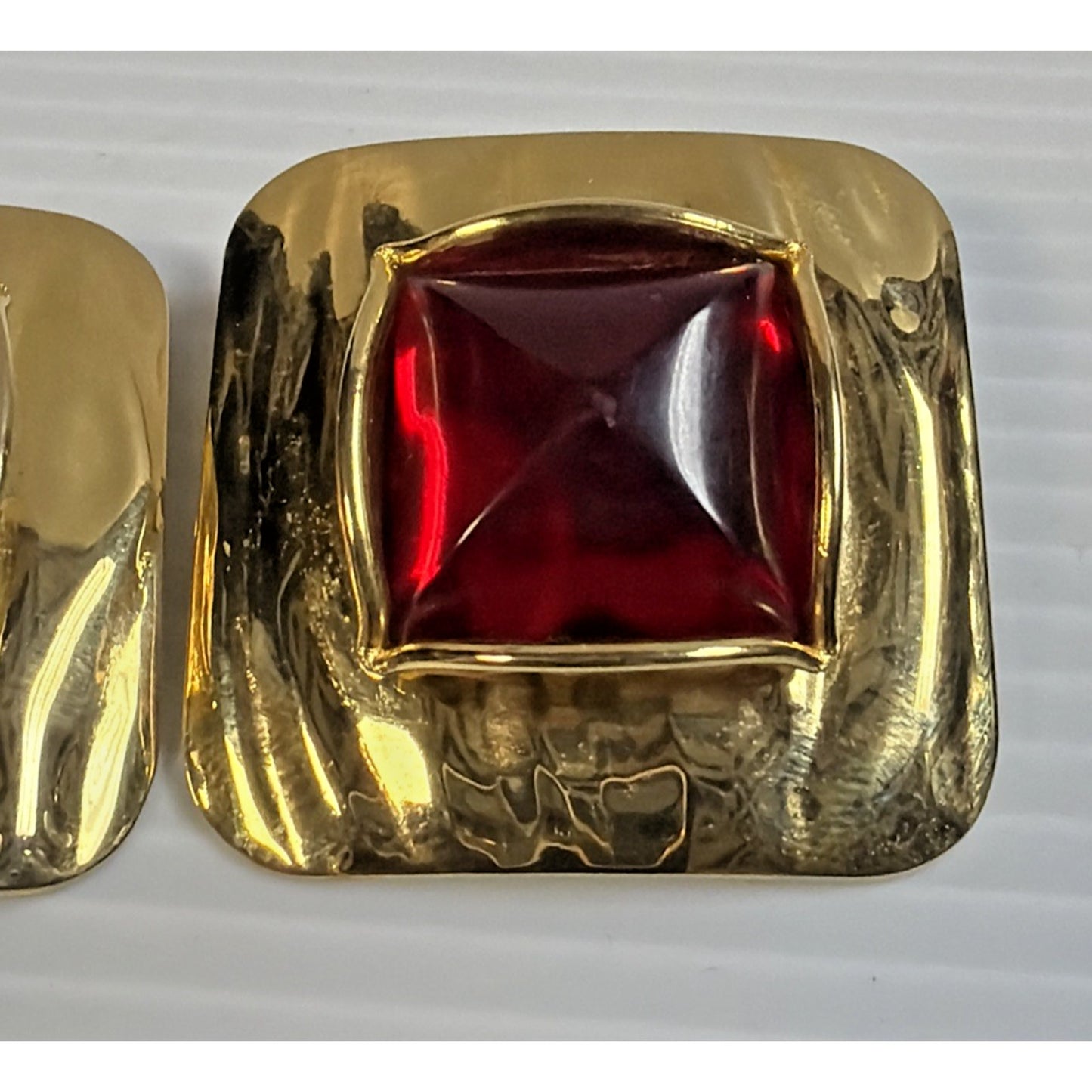 Vintage Jewels by Park Lane Chunky Gold Tone Clip On Earrings Red Jelly Lucite