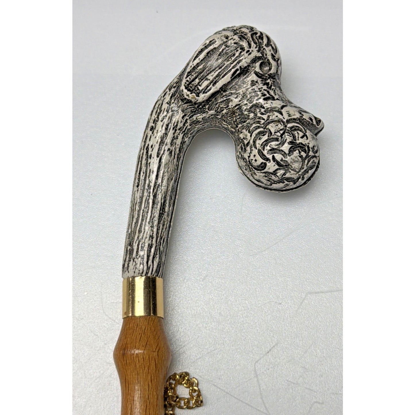 Vintage Poodle Dog Head Shoe Horn Bamboo Wood Chain Lucite Resin Plastic Metal