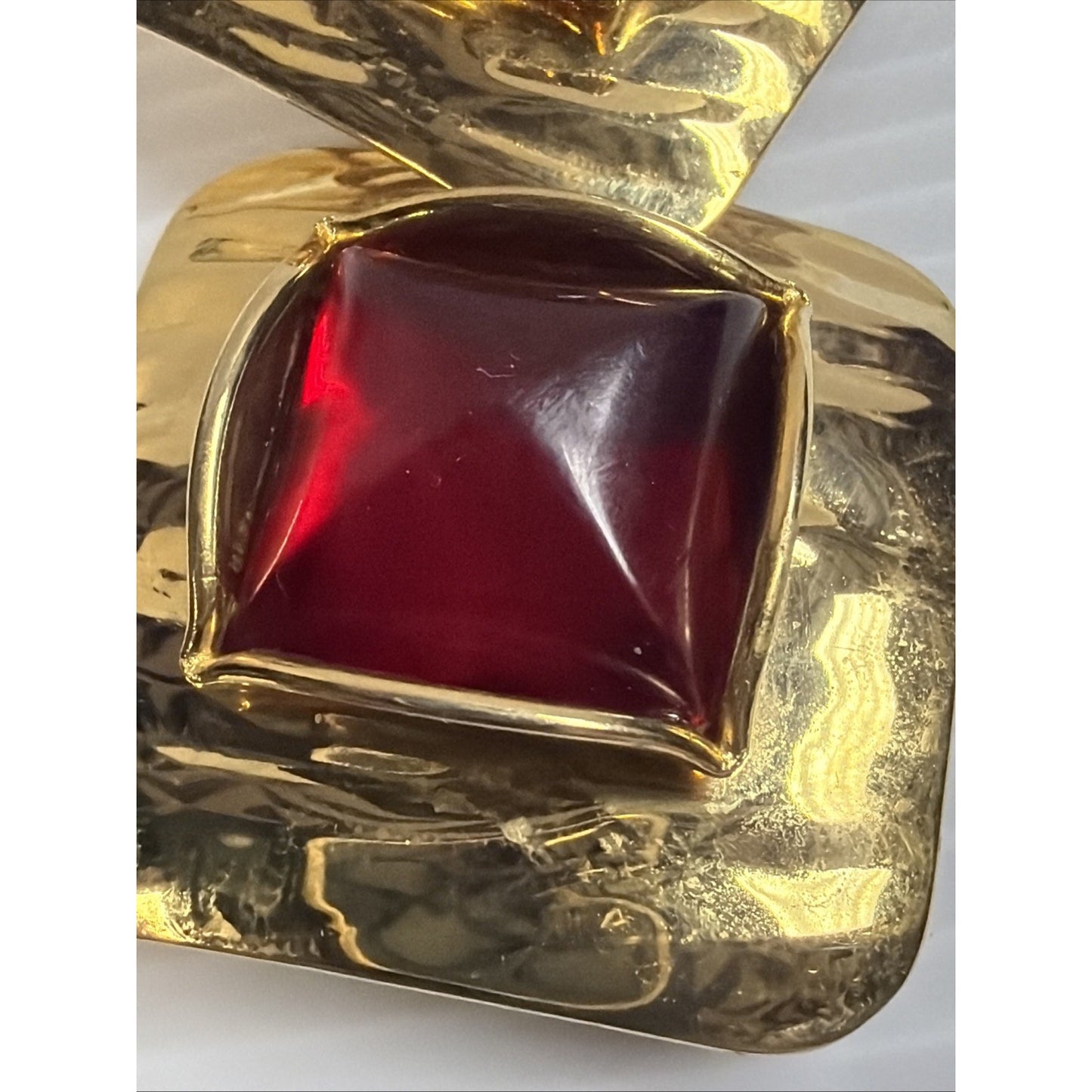Vintage Jewels by Park Lane Chunky Gold Tone Clip On Earrings Red Jelly Lucite