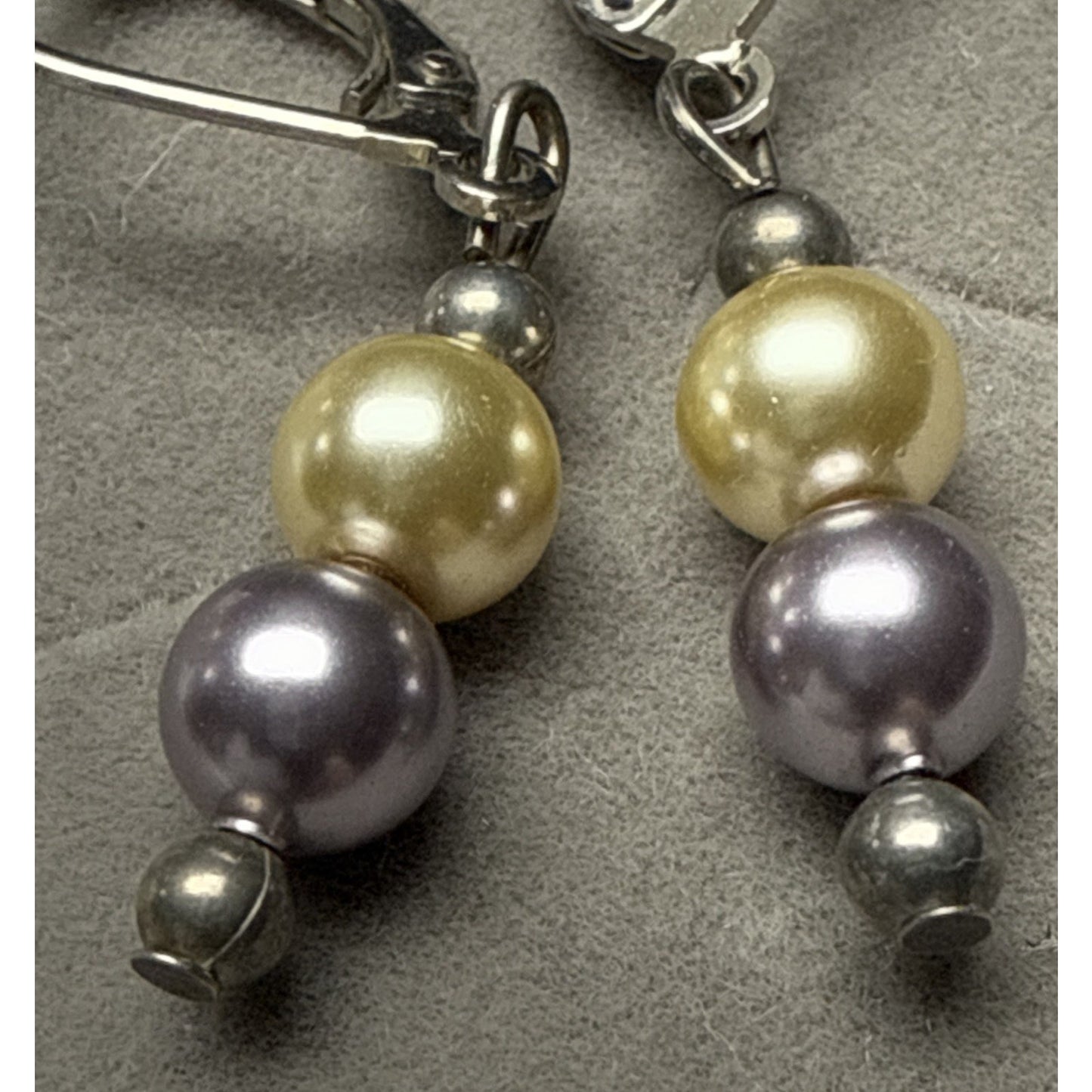 Vtg Purple White Stacked Pearl Leverback Earrings Dangle Drop Sterling Silver