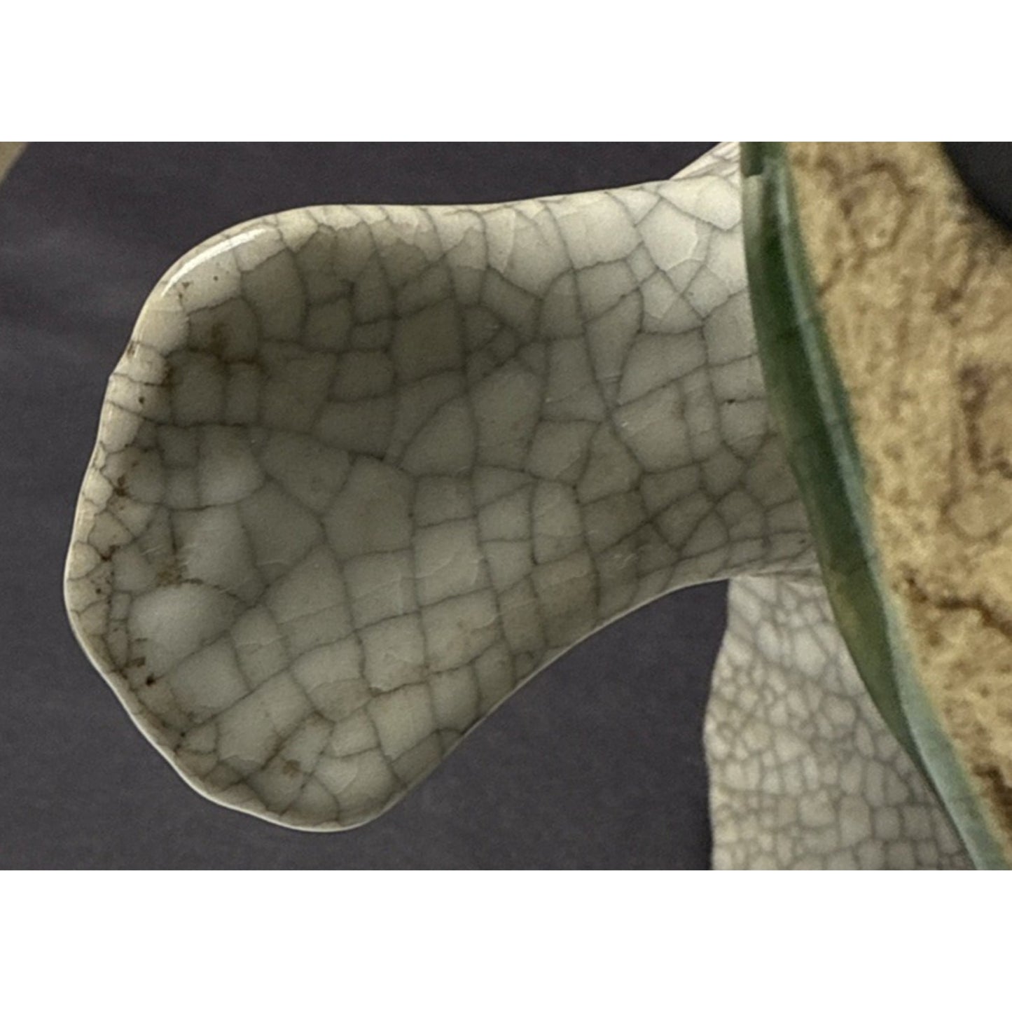 Vintage Chinese Crackle Glazed Majolica Pottery Doves Love Birds Sculpture