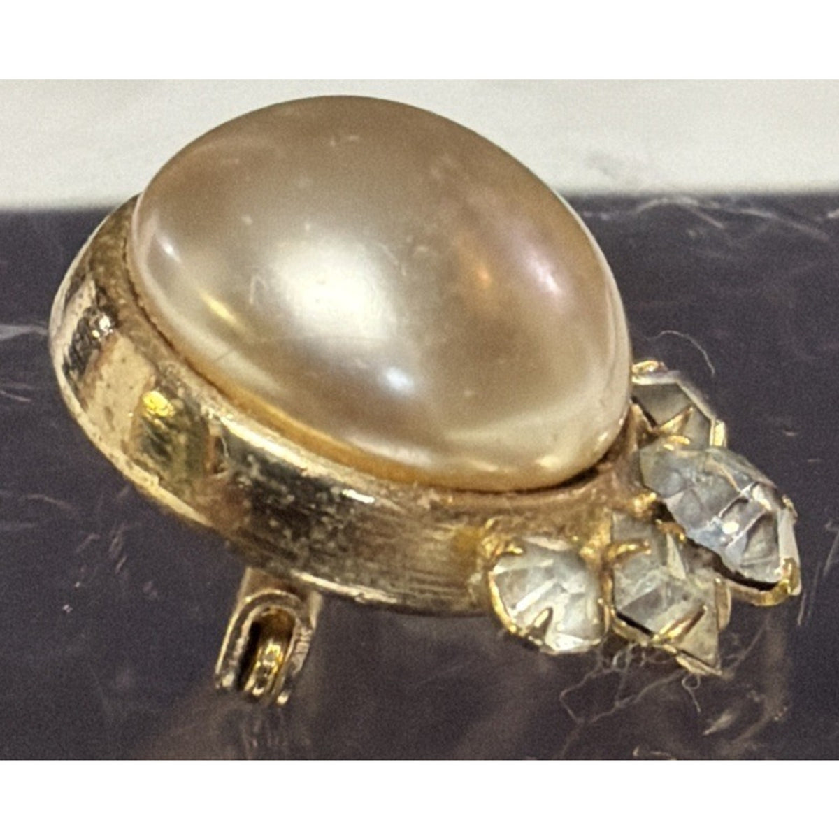 Vtg Coro Faux Pearl Button Cabochon Pin Clear Rhinestone Waterfall Pin Brooch