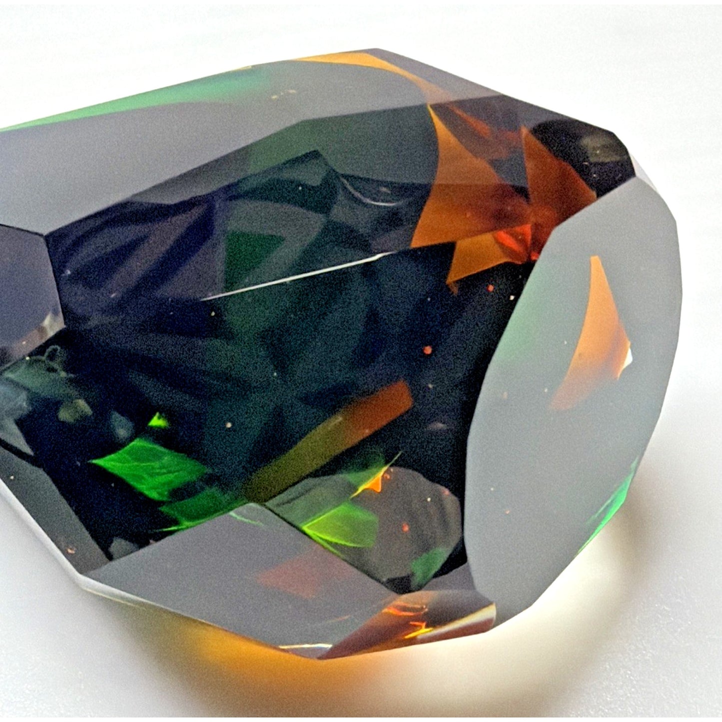 Murano Glass Alessandro Mandruzzato Sommerso Faceted Teardrop Paperweight As Is