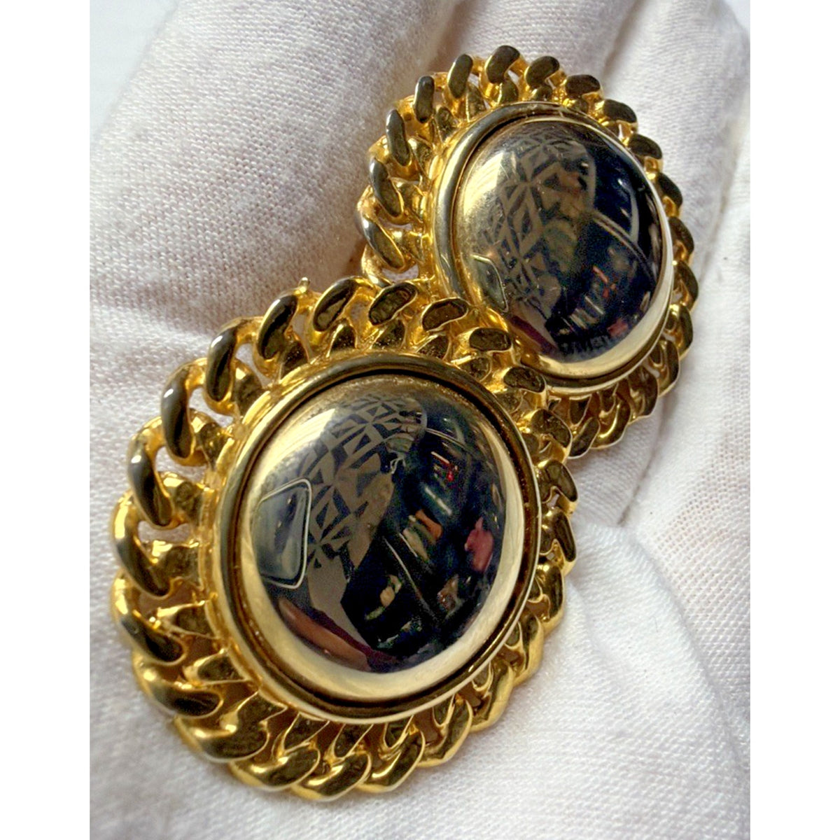 Vintage Button Dome Earrings Gold Tone Round Curb Chain Braided Border Clip On