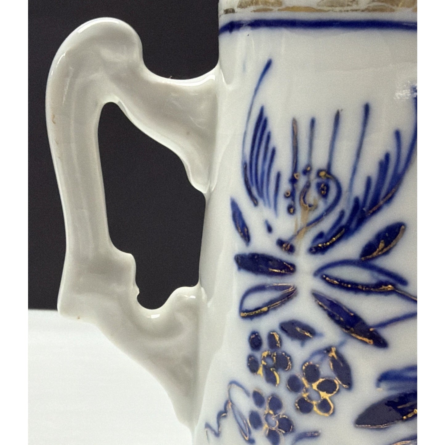 Antique Lot of 4 Flow Blue Hand Painted Blue Onion Ring Mugs Cups C Handle As Is