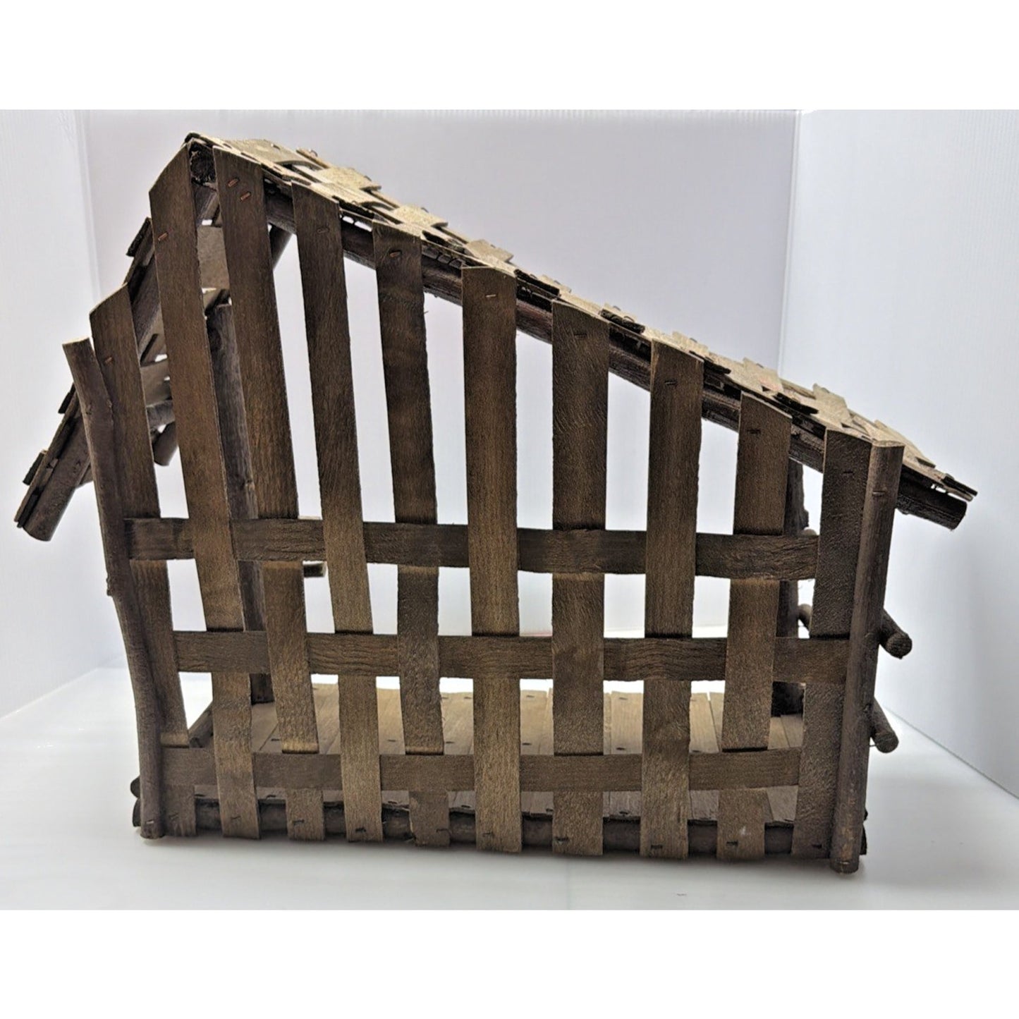 Vintage Christmas Nativity Creche Manger Stable Wooden Thatched