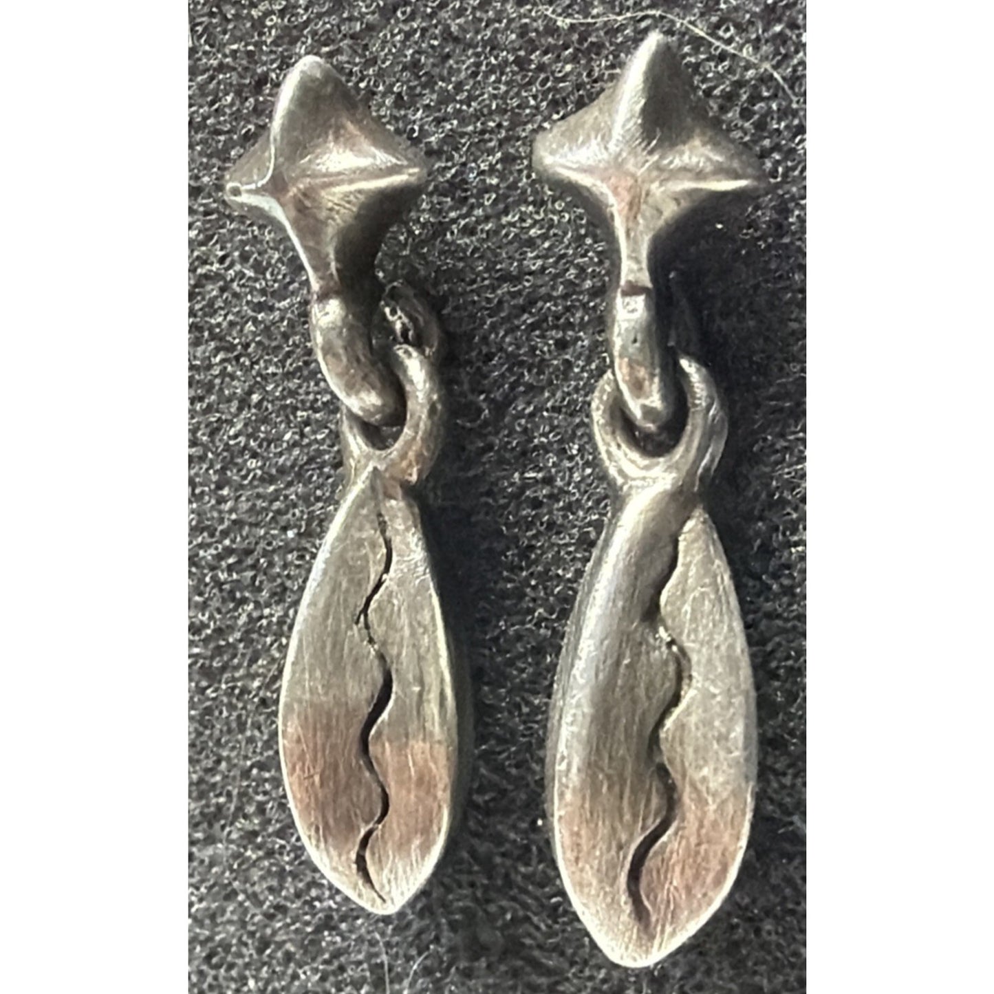 Modernist Silver Geometric Abstract Dangle Earrings Bean Fishbone Seed Pod As Is