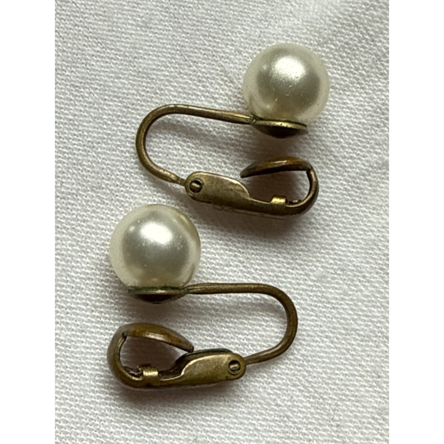 Vintage Richelieu Faux Pearl Huggie Clip On Earrings Gold Metal Brass Read