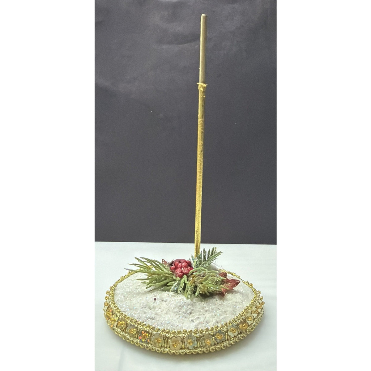 Mark Roberts Snow Base Gold Pole Christmas Ornament Display Stand Notch As Is