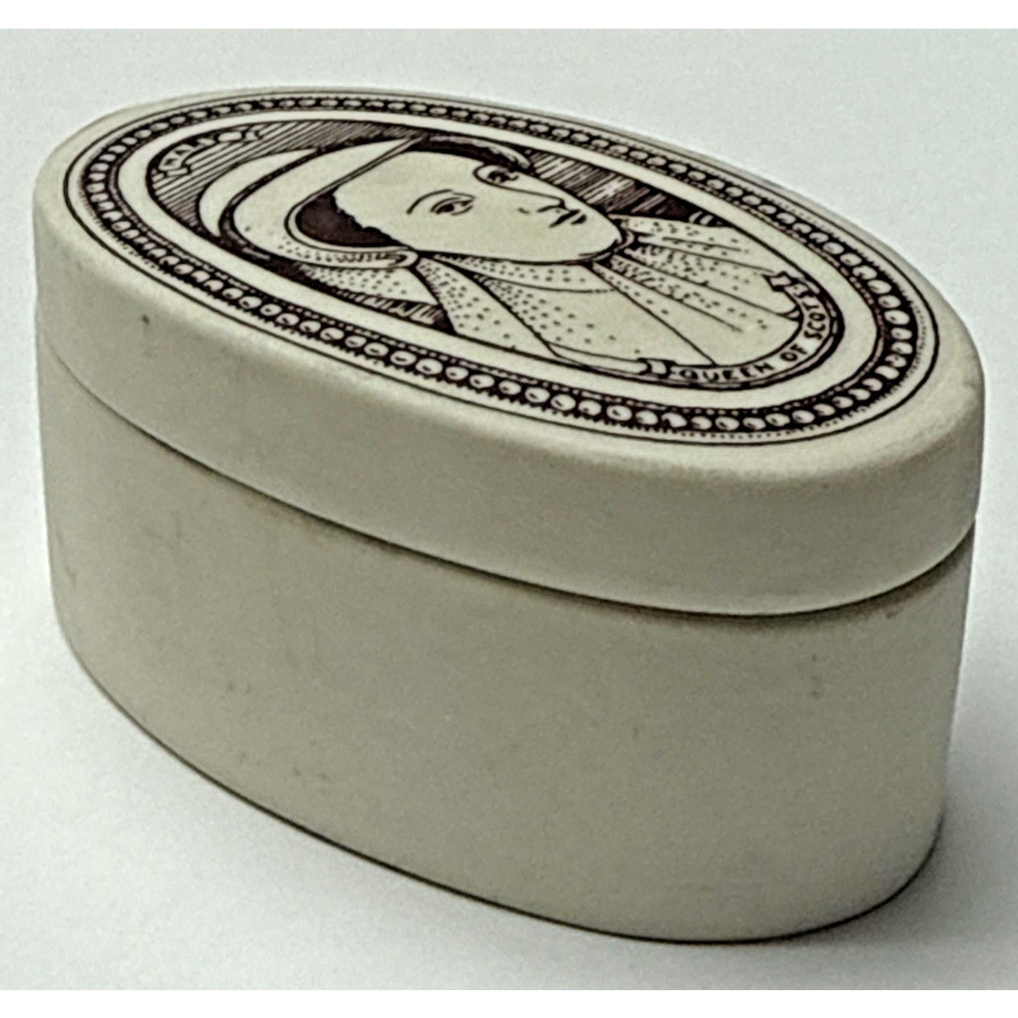 Horizon Porcelain Scotland Queen Mary Scots Trinket Lidded Jewelry Box Read