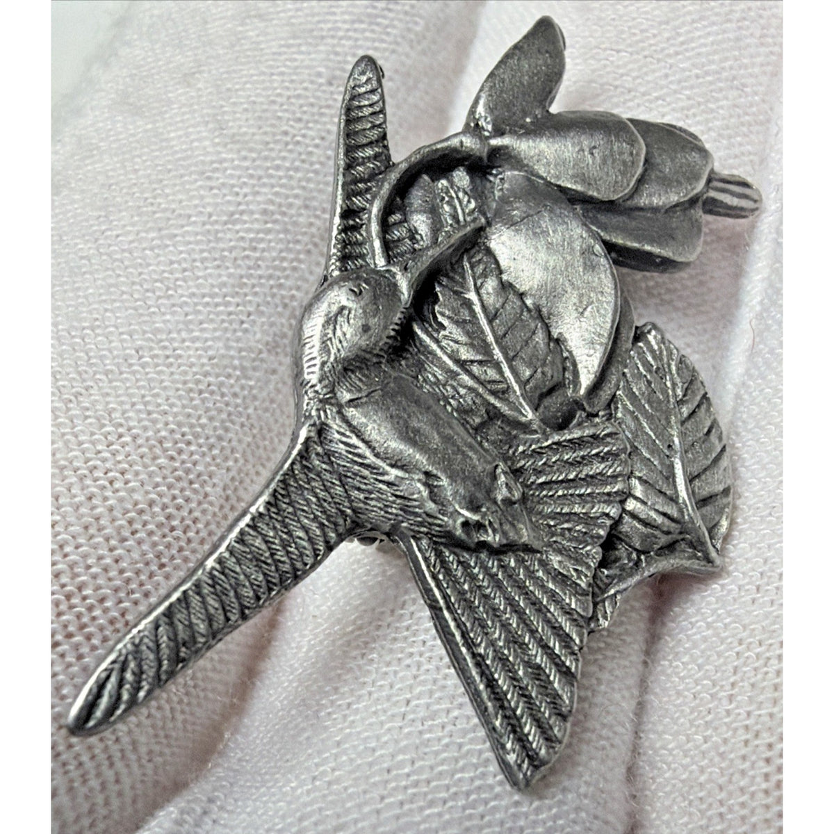 Vintage Birds and Blooms Pewter Pin Hummingbird Brooch 1995 1996 Premier Edition