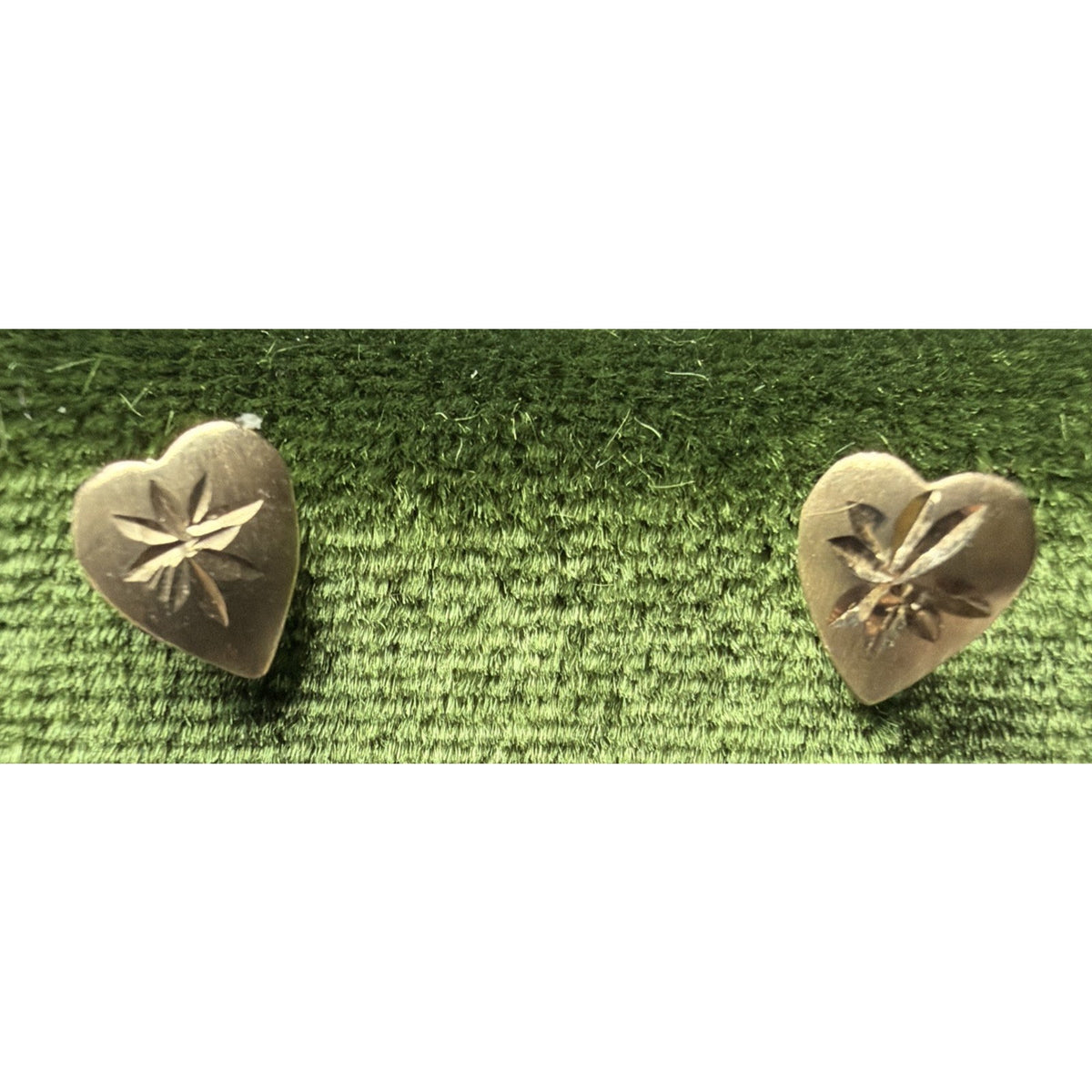 Vintage JCM Jacmel 14k Yellow Gold Diamond Cut Heart Stud Earrings No Backs