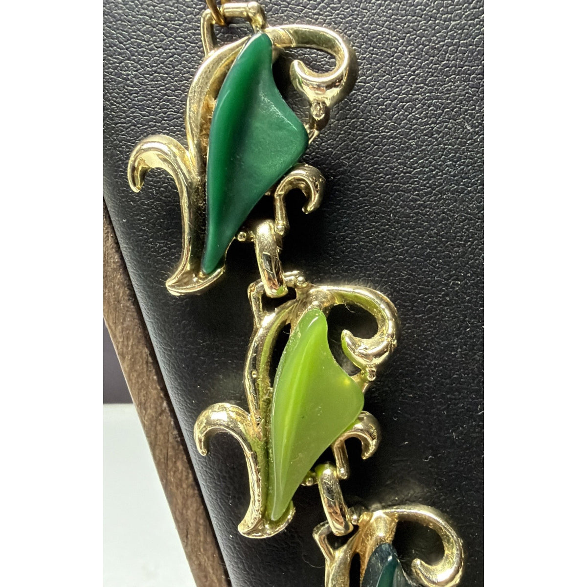 MCM Thermoset Necklace Green Gold Ornate Necklace Adjustable Chain Choker